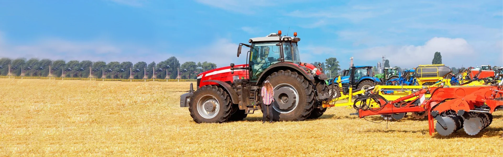 Attaccamenti del trattore agricolo